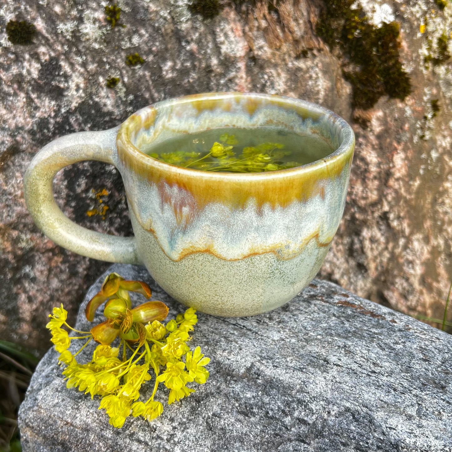 Mug Maple Flowers