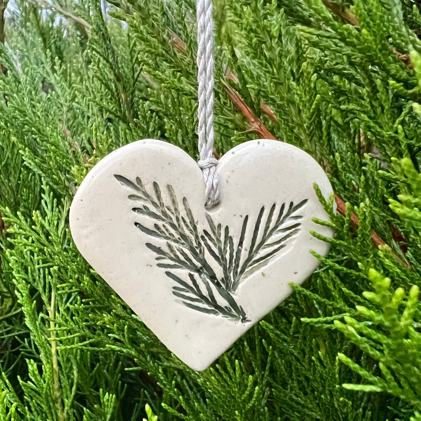 Keramikas sirsniņa Kadiķis