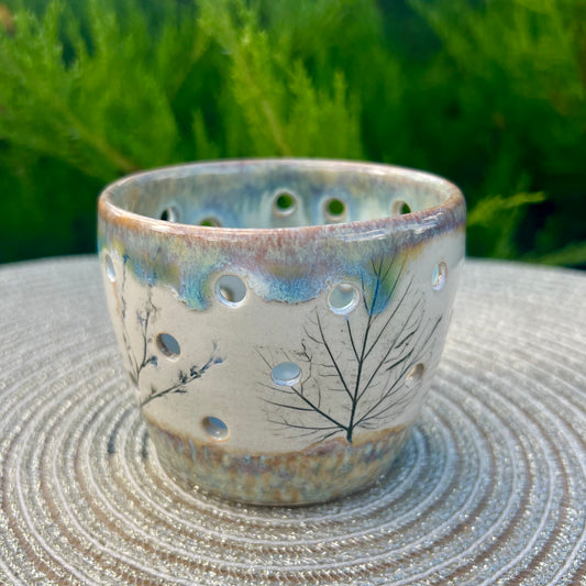 Tea light holder