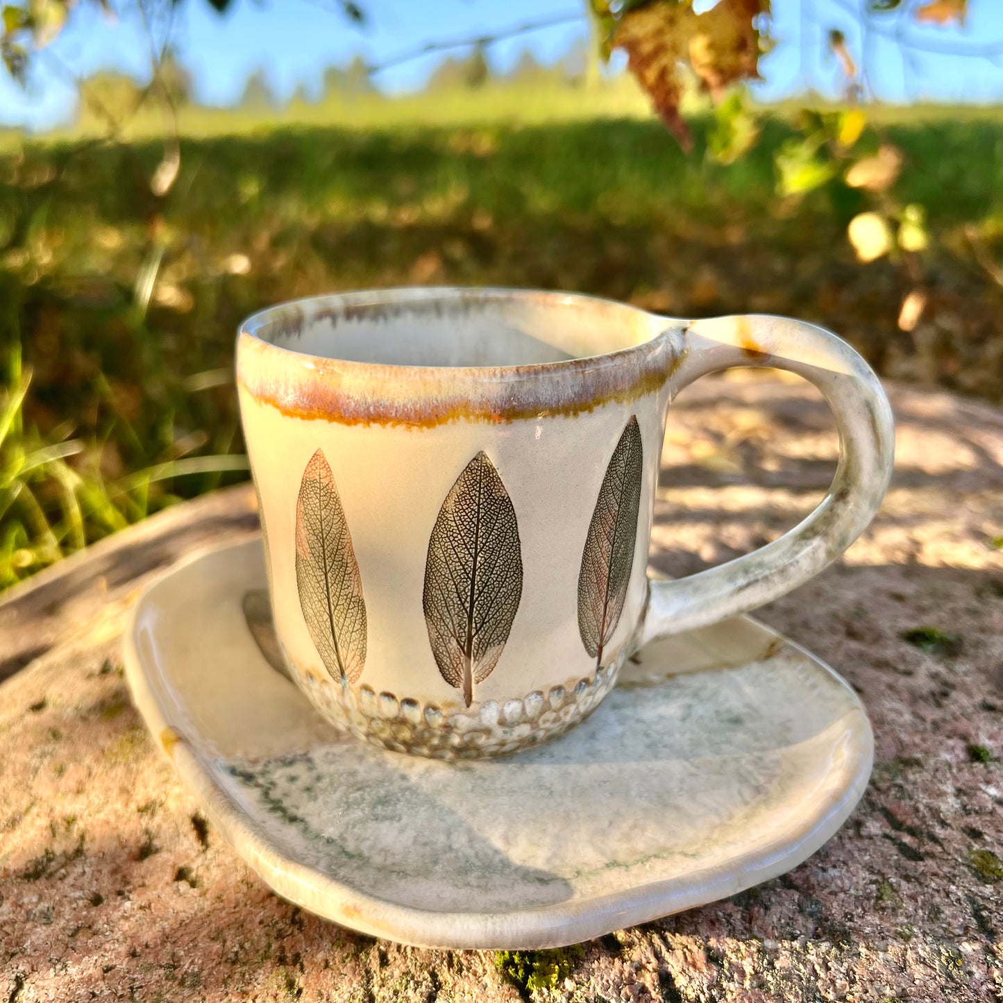 Mug and Plate Morning fog