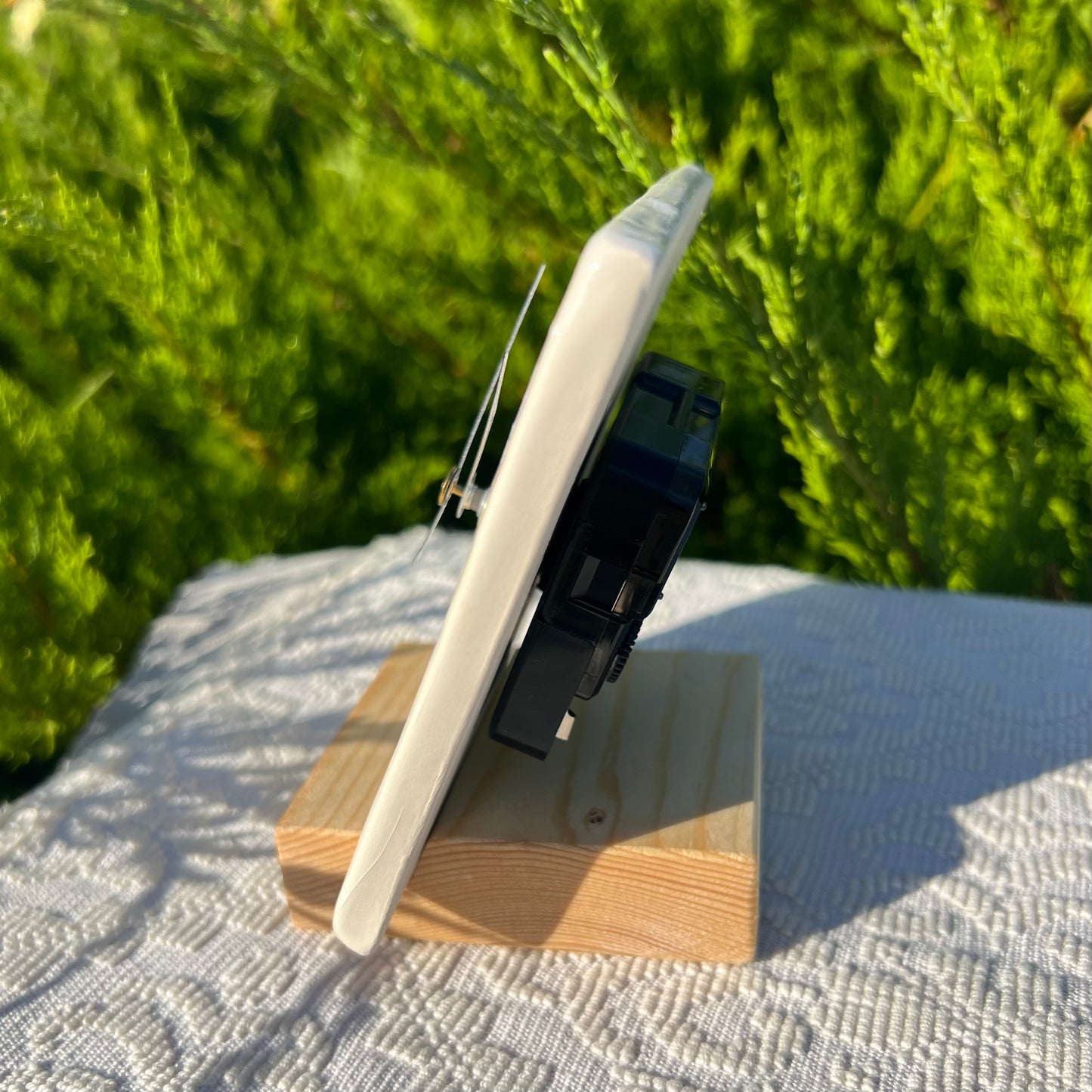 Nature-inspired ceramic clock