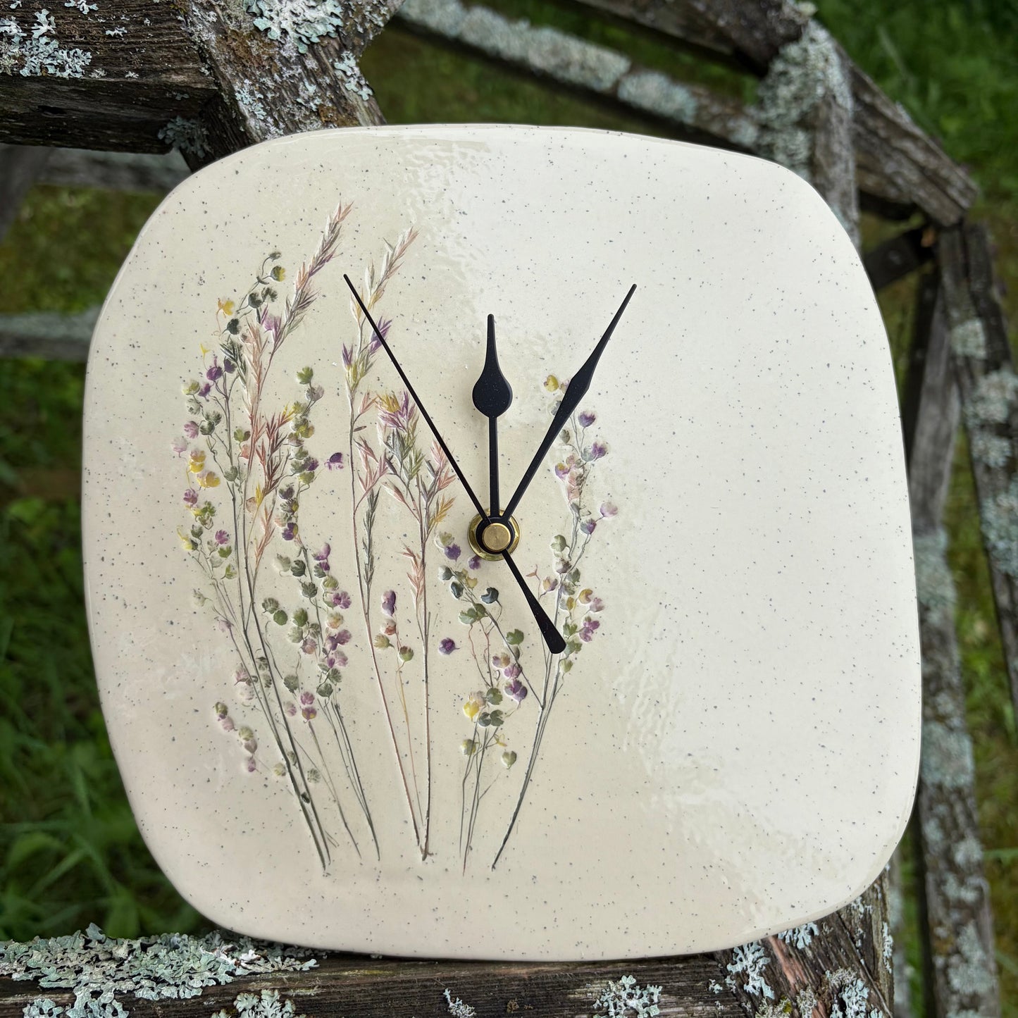 Sienas pulkstenis Smildziņas