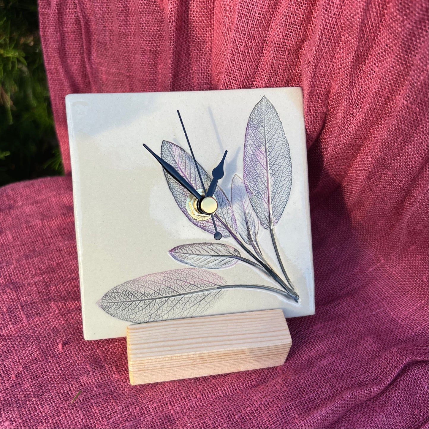 Nature-inspired ceramic clock