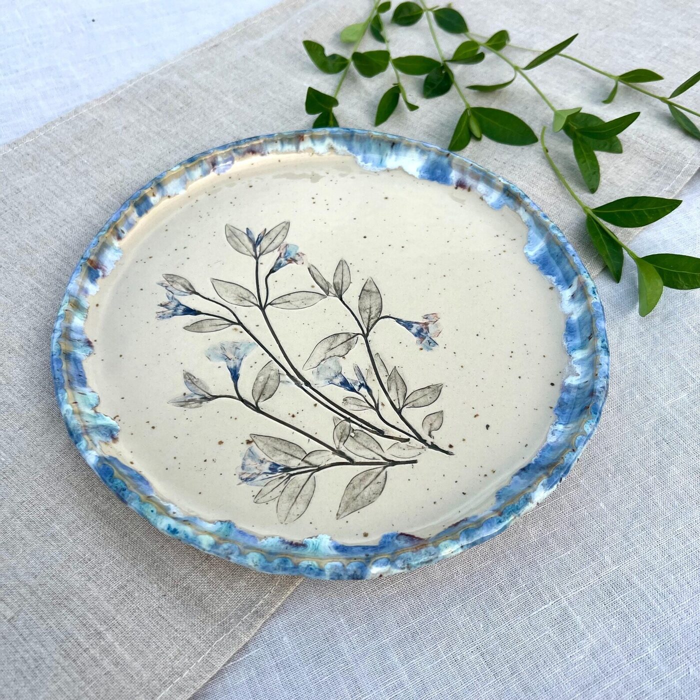 Šķīvis Zilie ziedi