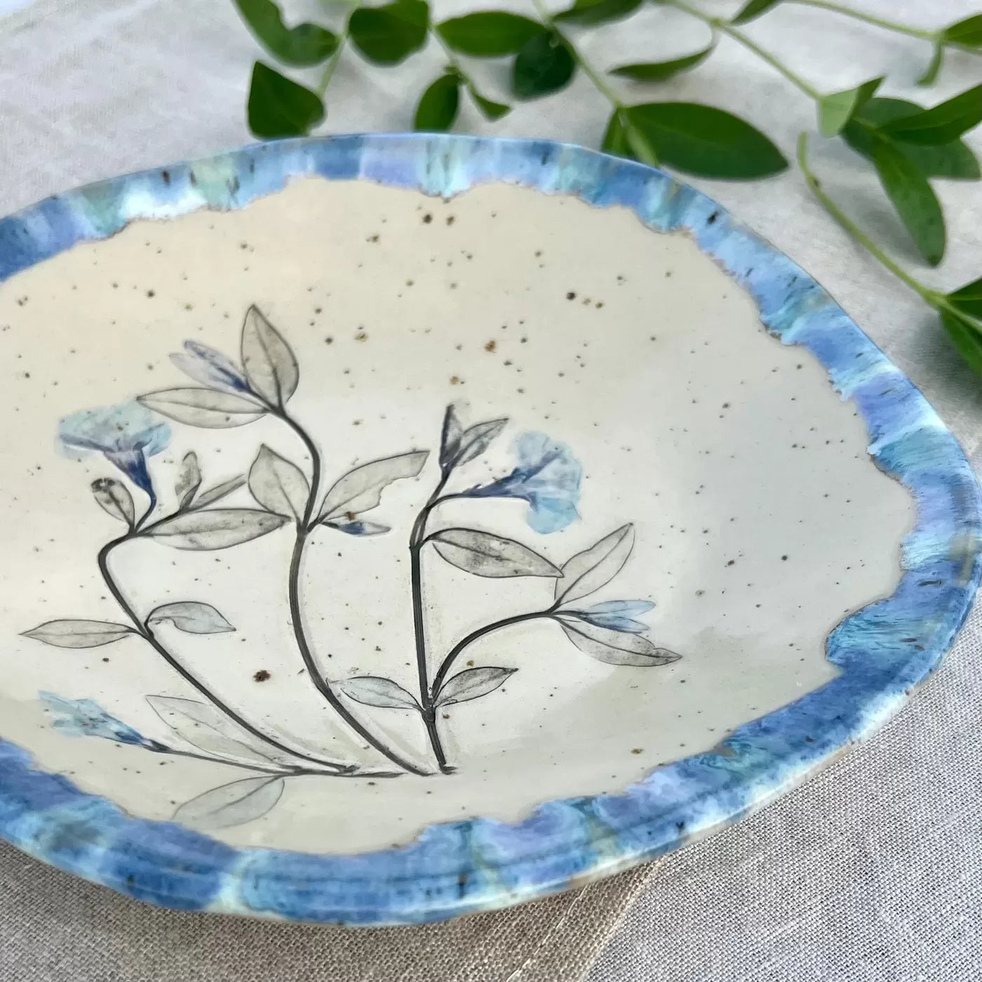 Lēzena bļoda Zilie ziedi