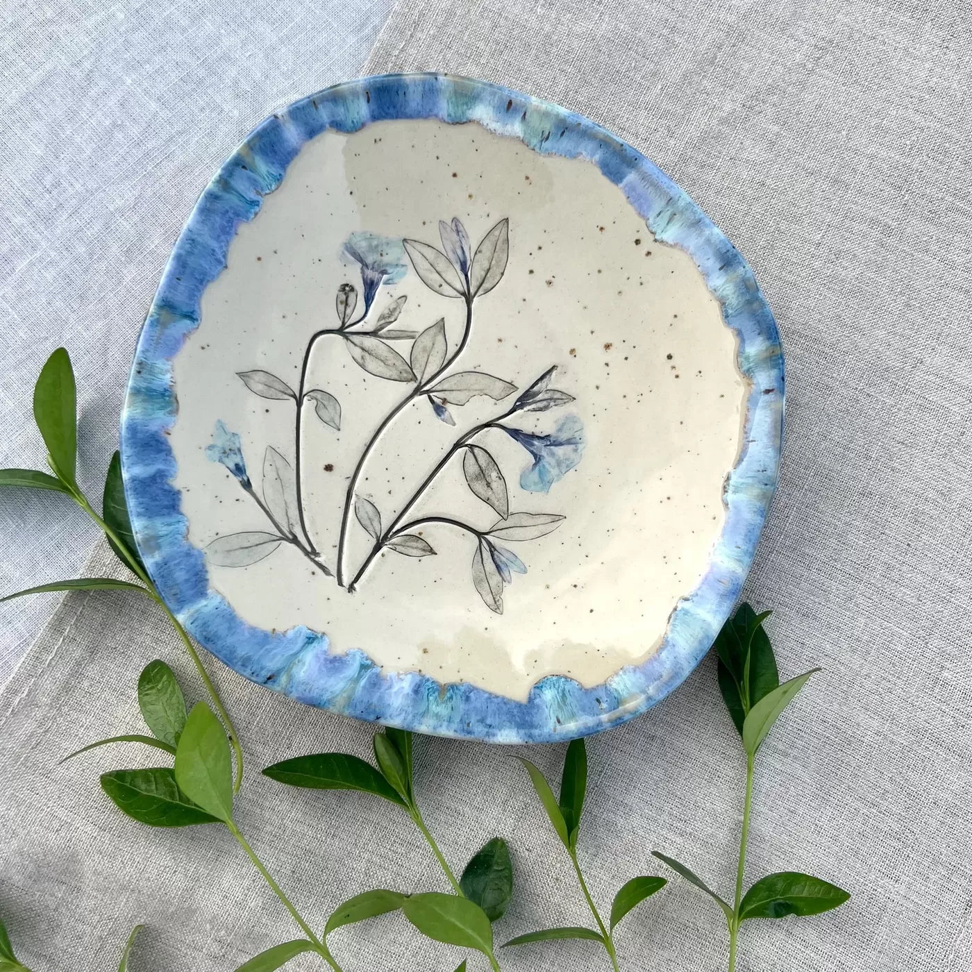 Lēzena bļoda Zilie ziedi