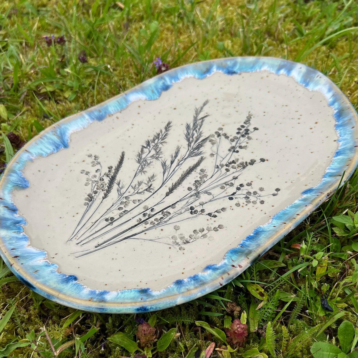 Servējama paplāte Pļava