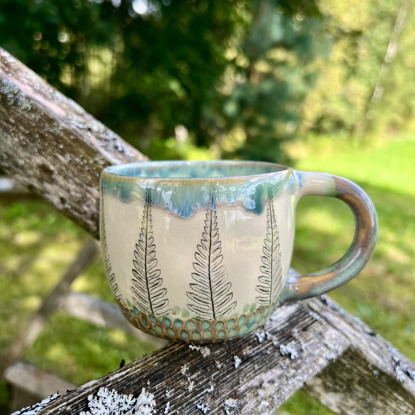 Kafijas krūze Papardītes