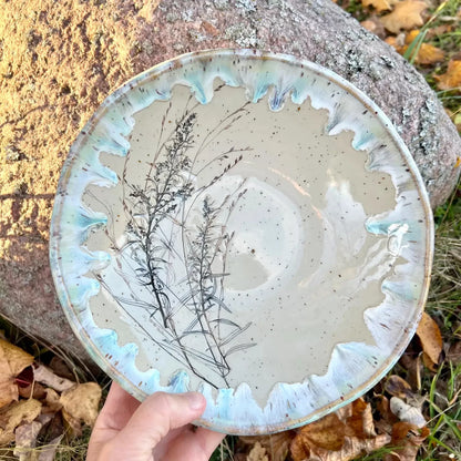 Bļoda Pļavas motīvs