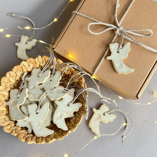 Keramikas eņģelītis