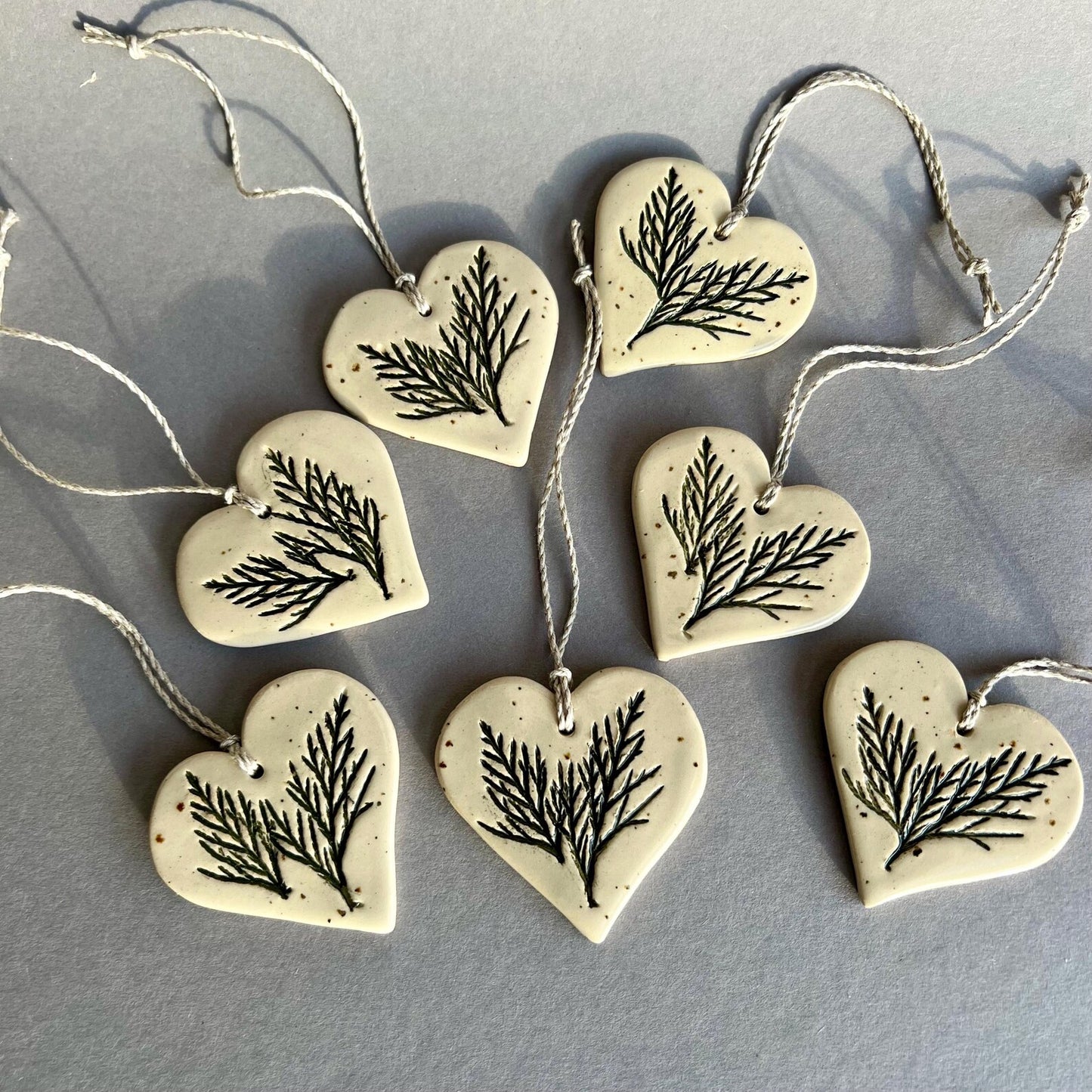 Keramikas sirsniņa Kadiķis