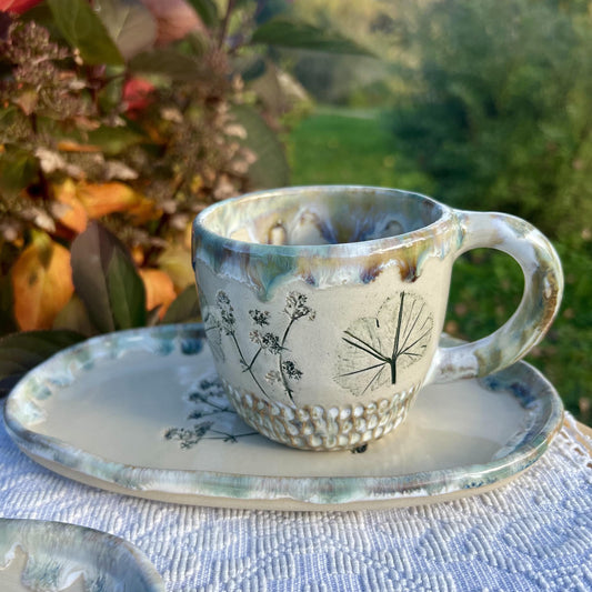 Botanical Cup and saucer with Lady’s-mantle Imprint